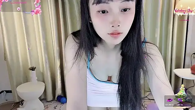 Snapshot of okyssa chatting on 04/19/26, 03:57 okyssa online show from 04/19/26, 03:57