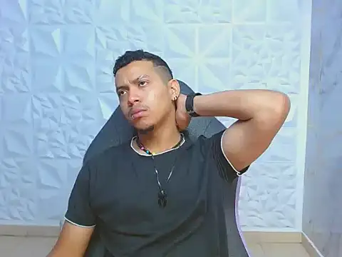 Snapshot of dylans_brown chatting on 02/26/26, 01:22 dylans brown online show from 02/26/26, 01:22