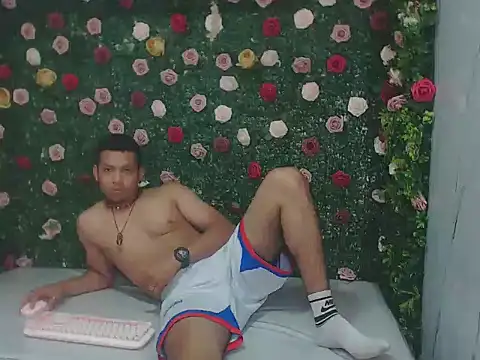 Snapshot of dylans_brown chatting on 02/20/26, 03:36 dylans brown online show from 02/20/26, 03:36