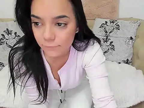 Snapshot of EnticingAmy chatting on 02/28/26, 08:25 EnticingAmy online show from 02/28/26, 08:25