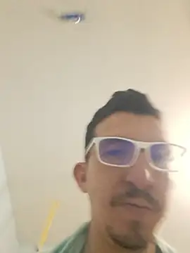 ANDYBLAKEE2025 online show from 04/29/26, 01:32