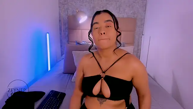 ZeynepYilmaz online show from 04/06/26, 09:16