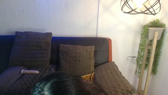 milk chloe  online show from 03/30/26, 12:39