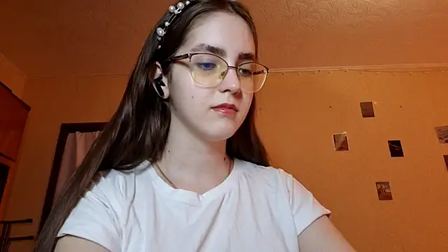 Katelemon online show from 03/08/26, 12:30