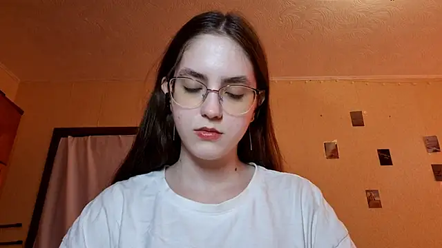 Snapshot of Katelemon chatting on 03/01/26, 12:16 Katelemon online show from 03/01/26, 12:16