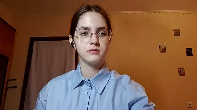 Katelemon online show from 04/20/26, 01:35