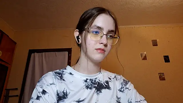 Katelemon online show from 03/11/26, 02:44