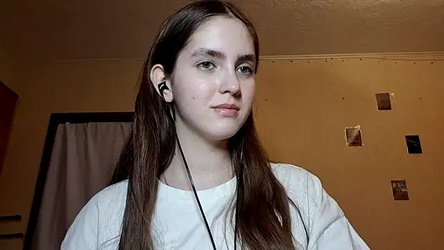 Snapshot of Katelemon chatting on 02/21/26, 03:25 Katelemon online show from 02/21/26, 03:25