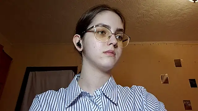 Katelemon online show from 04/06/26, 02:29