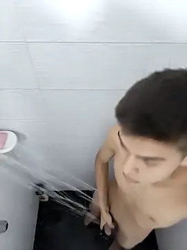 Snapshot of bbluchito chatting on 03/01/26, 03:34 bbluchito online show from 03/01/26, 03:34