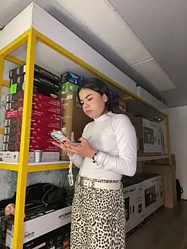 Snapshot of Ambarina_ chatting on 05/12/26, 11:49 Ambarina online show from 05/12/26, 11:49