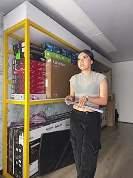 Ambarina  online show from 04/17/26, 11:24