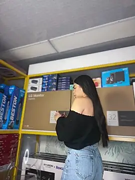 Snapshot of Ambarina_ chatting on 07/08/26, 11:44 Ambarina online show from 07/08/26, 11:44