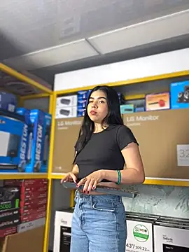 Snapshot of Ambarina_ chatting on 07/03/26, 11:50 Ambarina online show from 07/03/26, 11:50