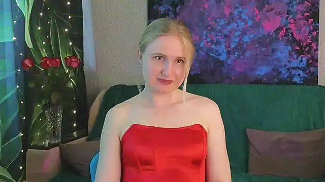 Snapshot of Lanavi_Smile chatting on 07/08/26, 06:14 Lanavi Smile online show from 07/08/26, 06:14