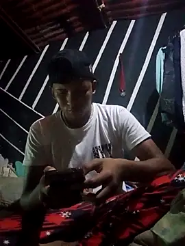 zeus23cm1 online show from 02/23/26, 12:39