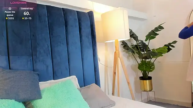  jamiila online show from 03/04/26, 02:36