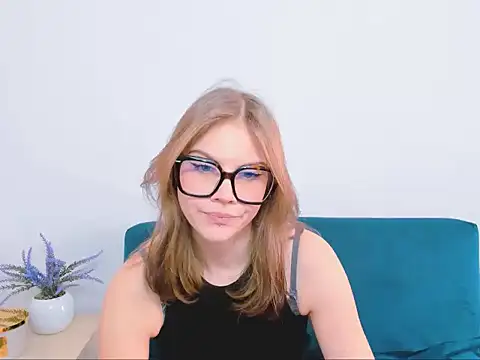 StormiSmooth online show from 03/10/26, 09:13