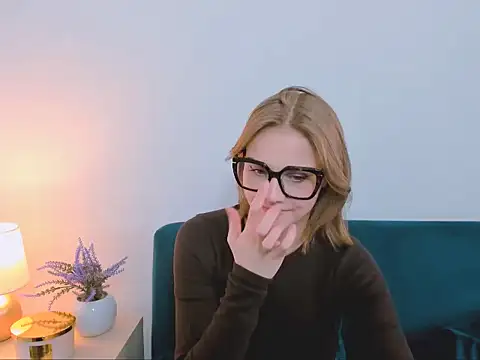 StormiSmooth online show from 04/21/26, 11:06