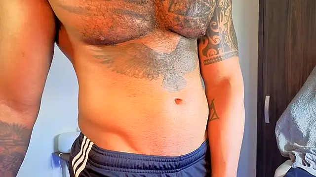 Snapshot of Wheeler_Green chatting on 04/10/26, 02:24 Wheeler Green online show from 04/10/26, 02:24