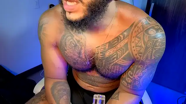 Snapshot of Wheeler_Green chatting on 04/16/26, 11:22 Wheeler Green online show from 04/16/26, 11:22