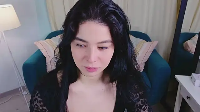 Erika Moan  online show from 03/01/26, 06:35