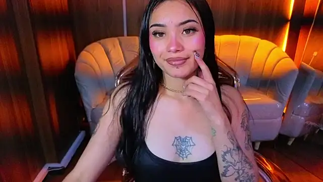 Daphne nicole b online show from 04/15/26, 01:04