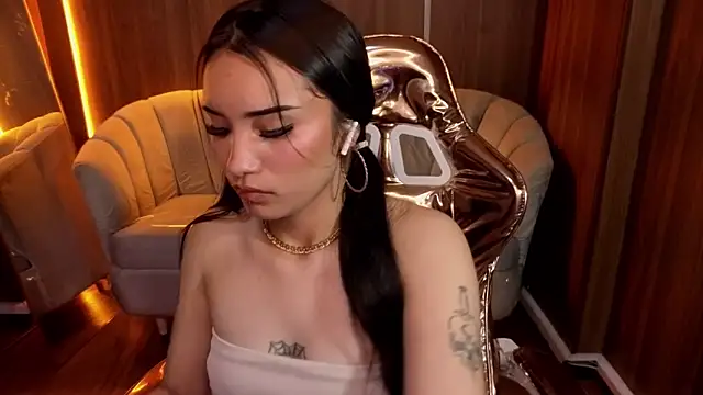 Daphne nicole b online show from 03/28/26, 01:01
