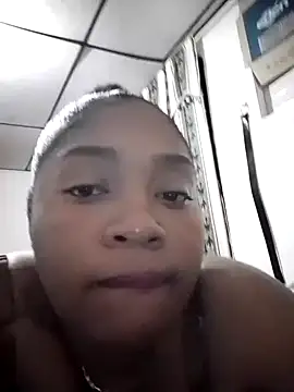 Snapshot of Megan-Small chatting on 02/28/26, 09:25 Megan-Small online show from 02/28/26, 09:25