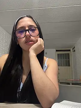 Snapshot of susi_chimm chatting on 05/12/26, 01:35 susi chimm online show from 05/12/26, 01:35