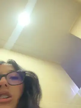 susi chimm online show from 04/11/26, 04:54