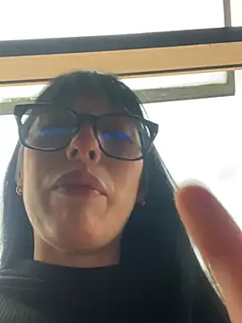 Snapshot of susi_chimm chatting on 07/11/26, 03:56 susi chimm online show from 07/11/26, 03:56