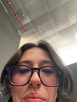 Snapshot of susi_chimm chatting on 04/28/26, 01:15 susi chimm online show from 04/28/26, 01:15