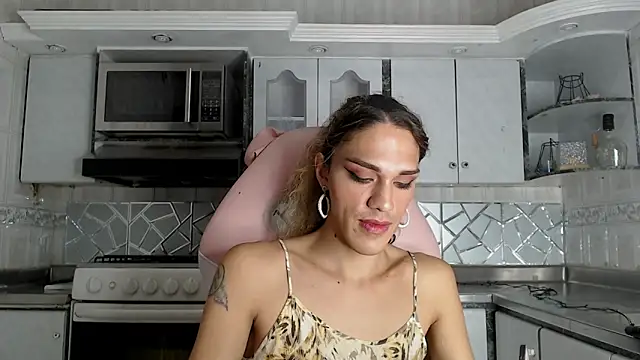 CrisOzzz online show from 03/11/26, 06:24