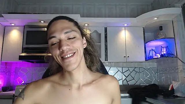 CrisOzzz online show from 04/09/26, 06:14