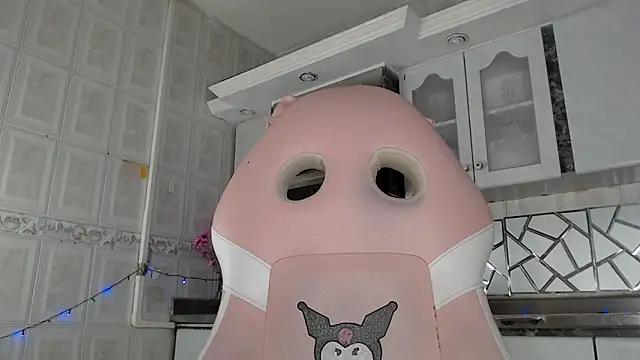 Snapshot of CrisOzzz chatting on 02/24/26, 07:59 CrisOzzz online show from 02/24/26, 07:59