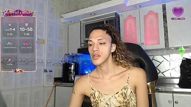 CrisOzzz online show from 05/31/26, 05:51