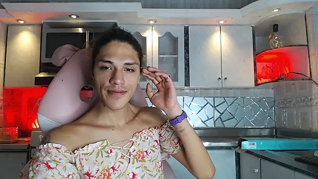 CrisOzzz online show from 03/26/26, 07:56