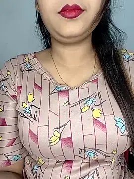 Shanaya-Hotty online show from 03/25/26, 07:13