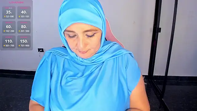 HijabiMilff online show from 07/16/26, 02:36