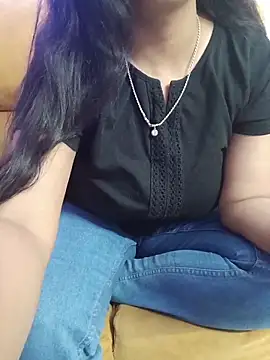 Queenlipx online show from 03/12/26, 02:43