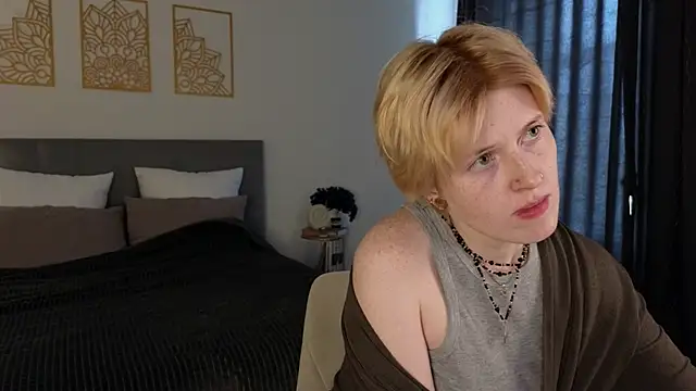  Freirene online show from 04/15/26, 01:37