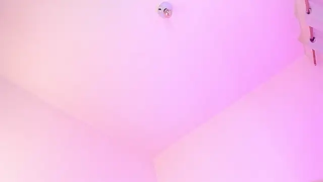 MIAA ROBERTSS online show from 04/14/26, 06:07