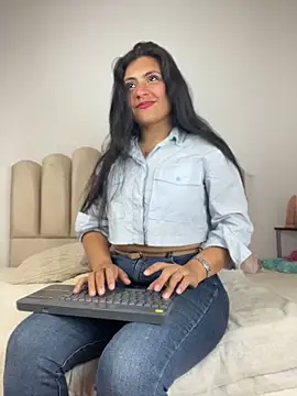 celeste z online show from 04/30/26, 12:45