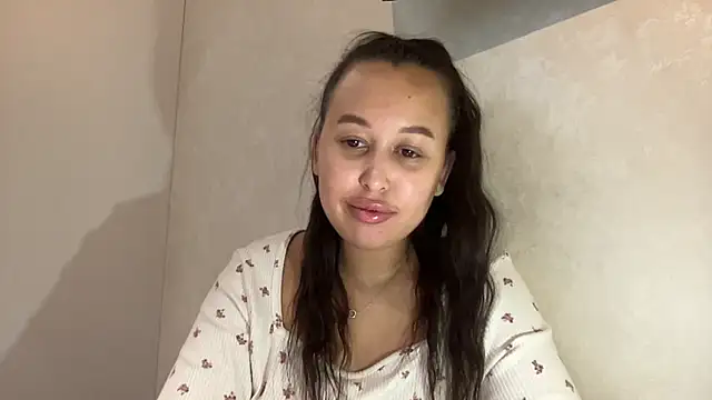 Dana 005 online show from 05/11/26, 07:33