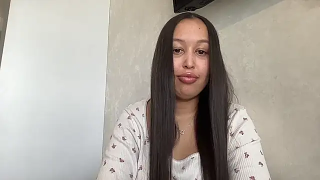 Dana 005 online show from 04/09/26, 12:55