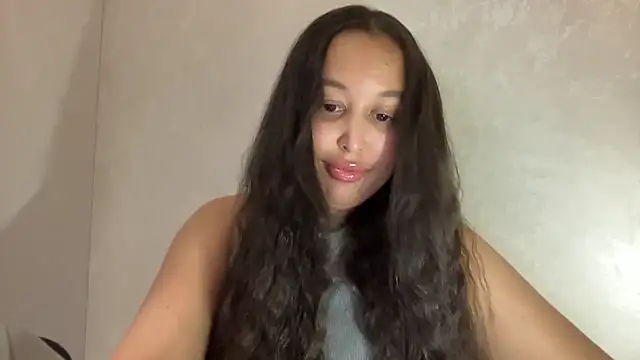 Dana 005 online show from 05/07/26, 10:24