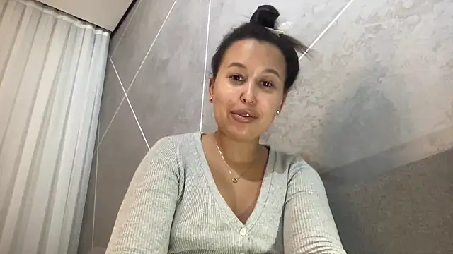 Dana 005 online show from 03/15/26, 09:22