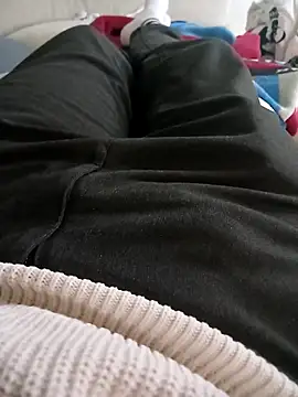 Snapshot of machine2880 chatting on 03/17/26, 04:21 machine2880 online show from 03/17/26, 04:21