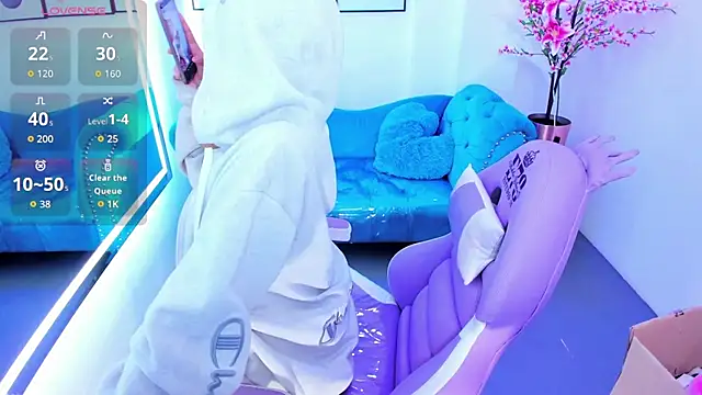 Chloe meoww online show from 04/11/26, 07:28